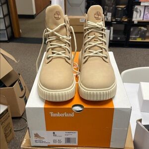 Timberland Light Tan Lace-Up Boots